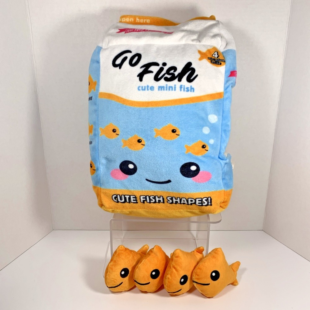 Go Fish 14" Fleece Plush Goldfish Snack Crackers Pillow w/ 4 Mini Removable Fish - Picture 15 of 15